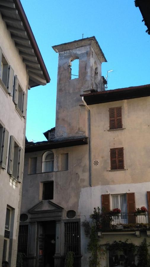 La Loggia Lägenhet Chiavenna Exteriör bild